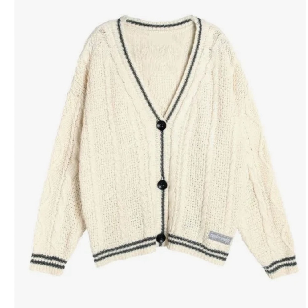 taylor swift original folklore cardigan, never worn!